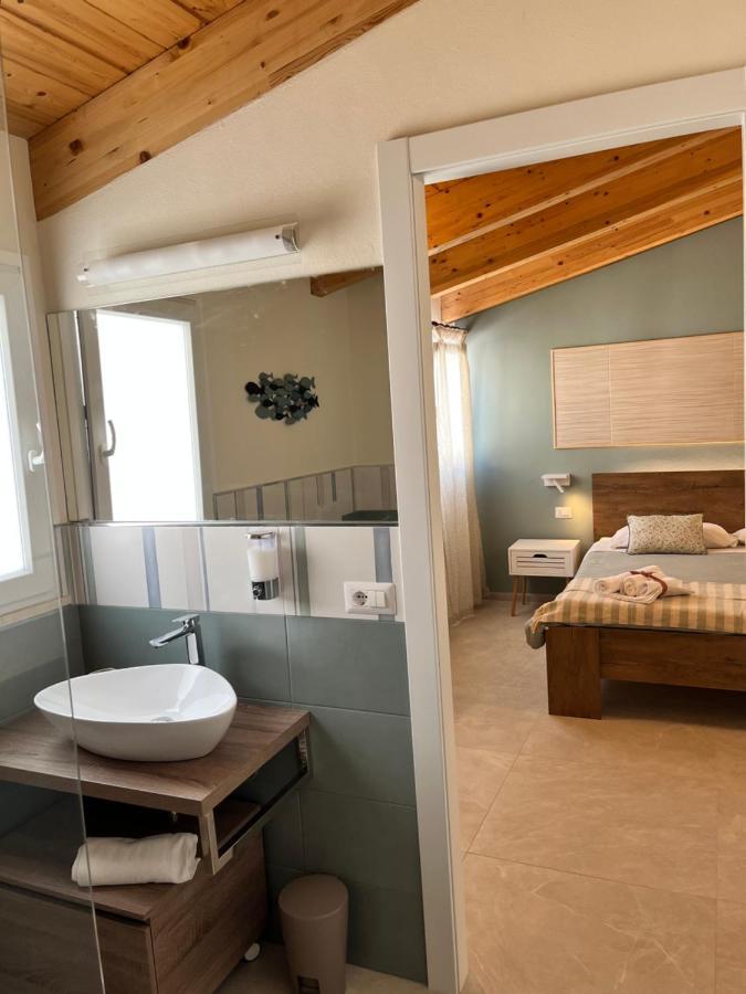 Algueroof Bed & Breakfast ภายนอก รูปภาพ